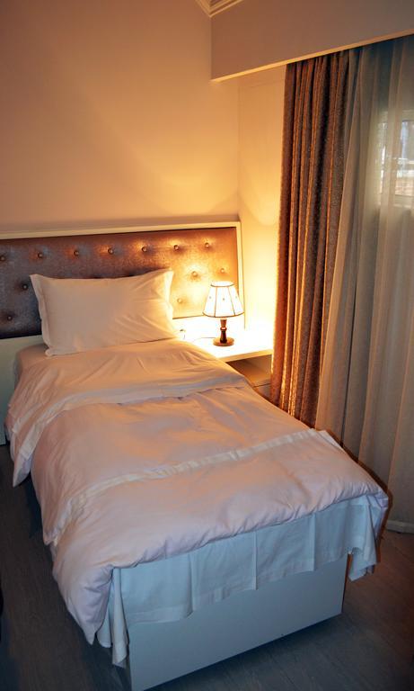 Select City Center Hotel Tirana Exterior foto